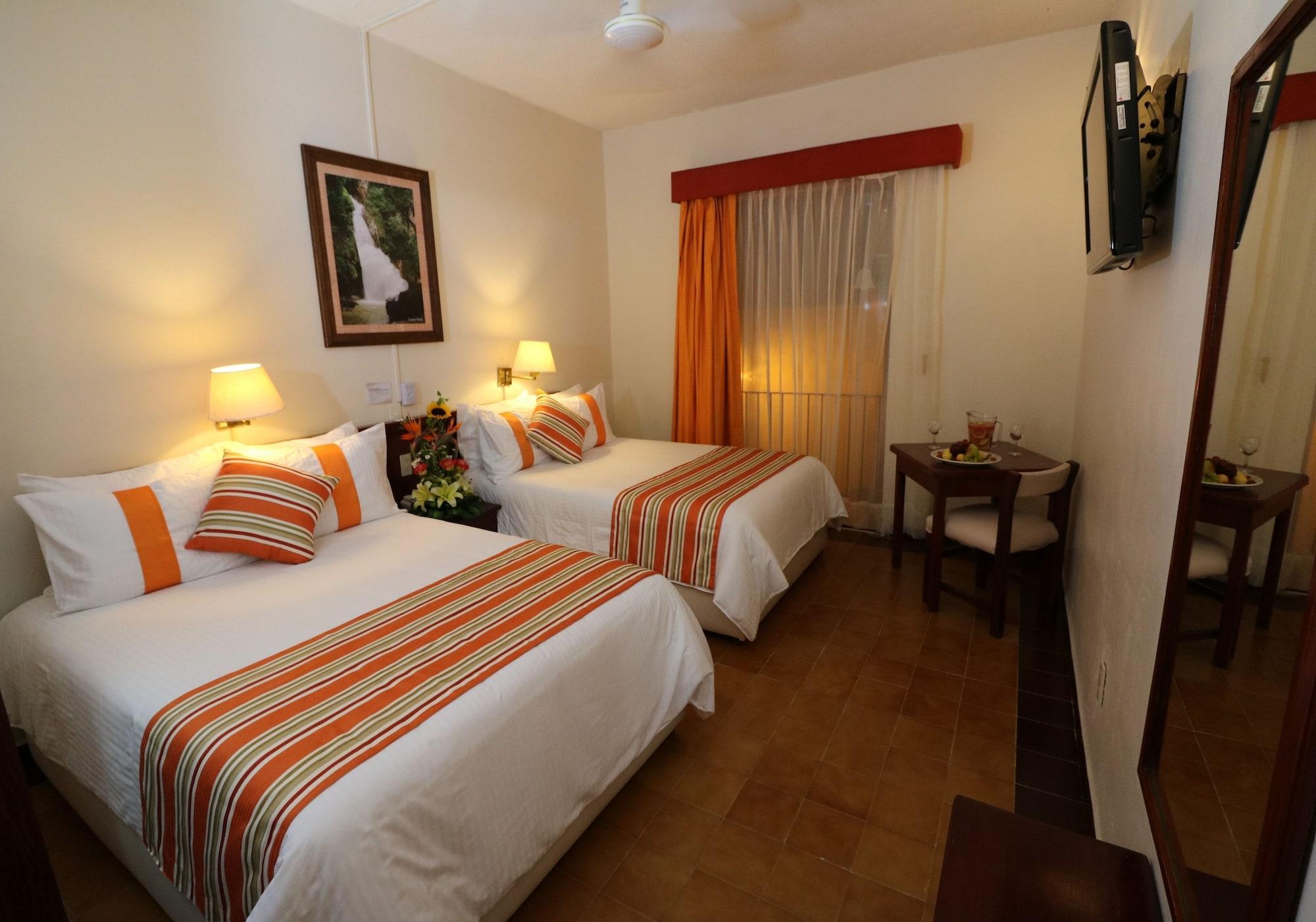 มิซิออน คัลปัน Hotel ฆาลปาน ภายนอก รูปภาพ